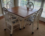 Kitchen/Breakfast Table with 4 Chairs on Rollers (LPO)