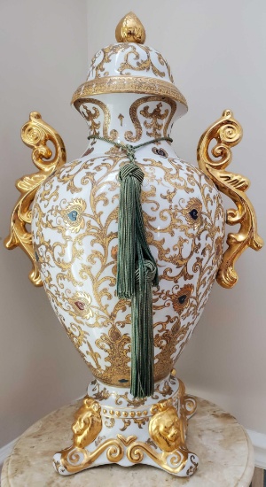 Large Decorative Urn w/Tassel (LPO)