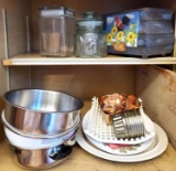 Assorted Kitchen Lot w/ Copper-tone & Aluminum Mold and more (LPO)