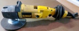 Dewalt Variable Speed Polisher/Sander (LPO)