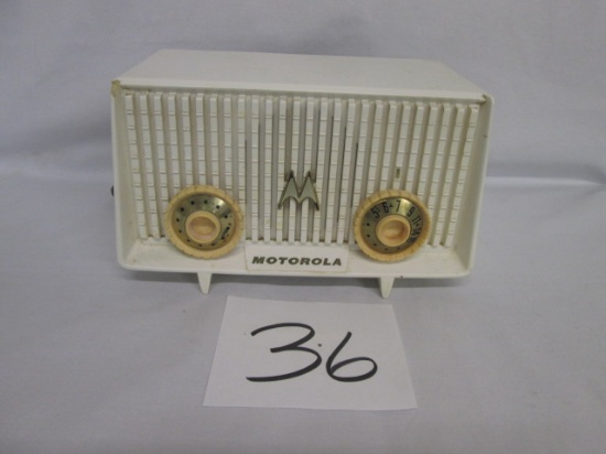 Motorola Radio Model 56R