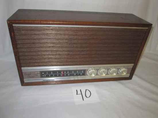 Magnavox Grand Classic Radio