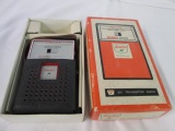 Vintage NEW NOS Sinclair Gasoline Dino Supreme Six Transistor Radio in Original Box