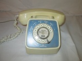 Vintage 1970's GTE White Rotary Dial Phone