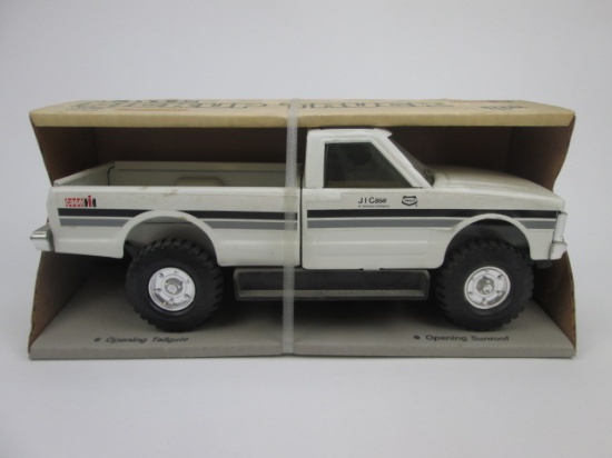 Ertl JI Case Pickup Truck