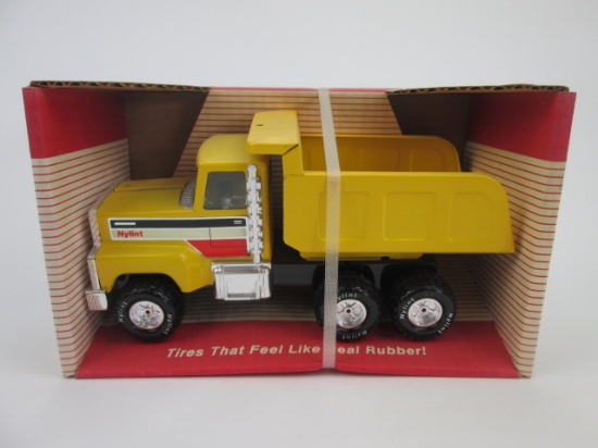 Nylint Dump Truck