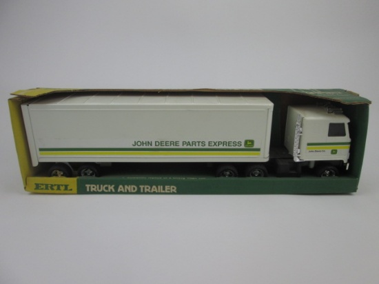 Ertl John Deere Truck and Trailer