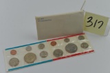 1975 US Mint UNC Set