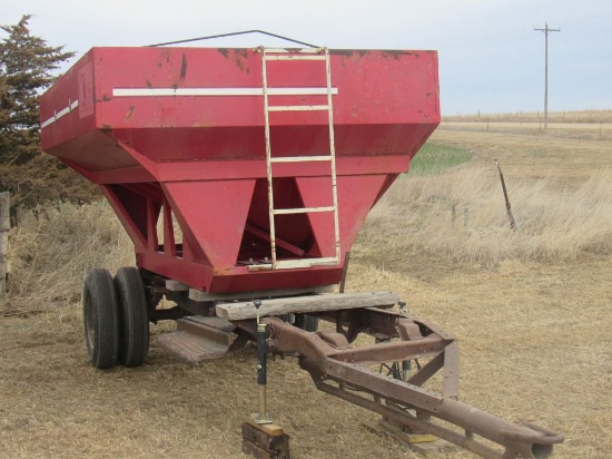 300 Bu. EZ Trail Gravity Flow Grain Buggy Mounted on Truck Frame, Excellent