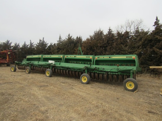 1996 John Deere Model 9400 Hoe Drills, 4 Sections, 12 In Spacing, Dbl  Pres