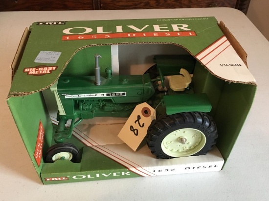 ERTL 1/16 OLIVER 1655 DIESEL NIB