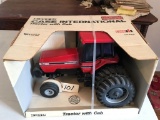 ERTL 1/16 CASE INTERNATIONAL 7120 TRACTOR WITH CAB NIB