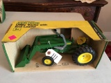 ERTL 1/16 JD UTILITY TRACTOR WITH END LOADER NIB