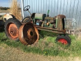 OLIVER 60 ROWCROP Narrow Front (Motor Stuck) Project Tractor