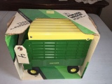 ERTL 1/16 JD FORAGE WAGON NIB