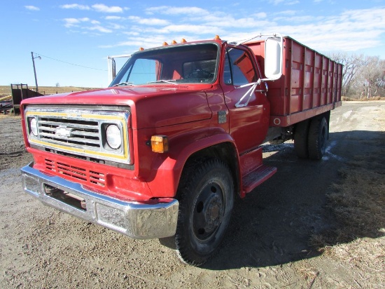 Slick 1973 Chevy C60 Wheat Truck, 18ft Bed, Hoist, 366 Engine, 4and2, 52K O