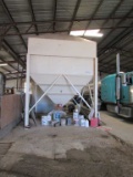 1,200 Bu. Hopper Bottom Bulk Bin