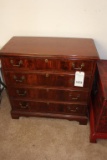 Mahogany Dresser, 4 drawer, 36