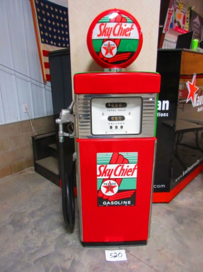 WAYNE SOLORAMIC GAS PUMP TEXACO SKY CHIEF 74'' TALL A GREAT PIECE VERY NICELY RESTORED WITH LOTS OF