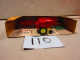 ERTL SPERRY RAND NEW HOLLAND # 751 BALER 1/16 SCALE WOW GREAT PIECE NEW IN BOX RARE 1950S