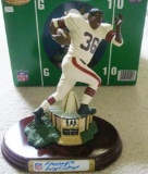 Marion Motley Signed HOF Browns figurine in box