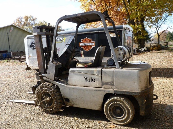 YALE Propane Fork Lift-4,000 LBS w/NO Propane Tank. Will not be availble to pick up till 12/06/2017