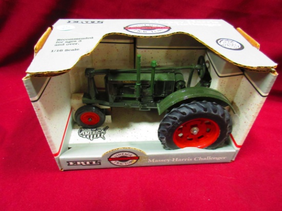 ERTL 1/16 MASSY HARRIS CHALLENGER TRACTOR N.I.B