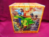 ERTL 1/8 SCALE CORN SHELLER N.I.B.