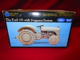 ERTL PRECISION SERIES FORD 2N WITH FERGUSON SYSTEM  N.I.B.