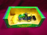 ERTL 1/16 JOHN DEERE SST18 SPIN STEER MOWER N.I.B.