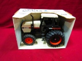 ERTL 1/16 CASE 3294 TRACTOR N.I.B.