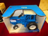 SCALE MODELS 1/16 FORD TW -25 TRACTOR N.I.B.