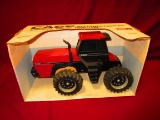 ERTL 1/16 CASE I.H. 4994 TRACTOR N.I.B.