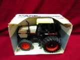 ERTL 1/16 CASE I.H. 3294 TRACTOR N.I.B