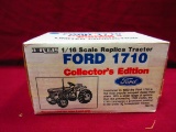 ERTL 1/16 FORD 1710 COLLECTORS EDITION TRACTOR N.I.B.