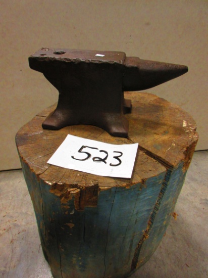 50 LB. ANVIL ROUGH EDGES GOOD BEGINERS ANVIL WELD SPOT DROPS ON HEEL