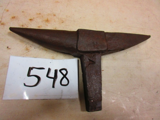 UNUSUAL DOUBLE HORN STAKE ANVIL 15 3/4'' LONG EARLY PIECE