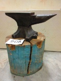 100 LB. FISHER ANVIL NEAR MINT EDGES VERY NICE EX. BLADE SMITH ANVIL