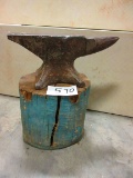 202 LB. PETER WRIGHT ANVIL ONE EDGE IS ROUGH GOOD USING ANVIL