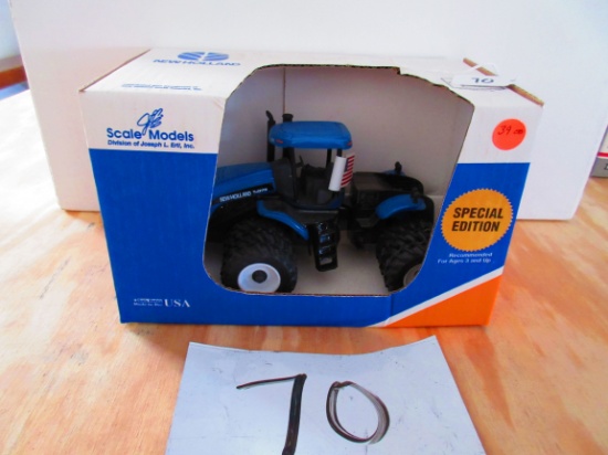1/16 S. NEW HOLLAND TRACTOR N.I.B.