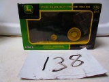 1/32 S. JOHN DEERE 8430T TRACK TRACTOR N.I.B.