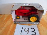 1/16 S. MASSEY HARRIS 44 SPECIAL TRACTOR N.I.B.