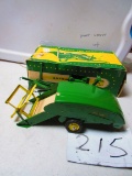 JOHN DEERE COMBINE 1950S NEW IN B0X