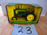 1/16 SCALE JOHN DEERE 620 ERTL WIDE FRONT N.I.B.