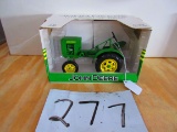 1/16 S. JOHN DEERE MODEL 62 N.I.B.