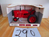 1/16 S. FARMALL SUPER M.T.A. N.I.B.