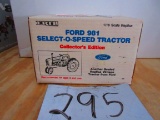 1/16 S . FORD 981 TRACTOR N.I.B.