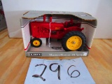 1/16 S. MASSEY HARRIS 44 SPECIAL TRACTOR N.I.B.
