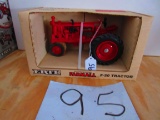 1/16 S. FARMALL F-20 SPECIAL EDITION N.I.B.