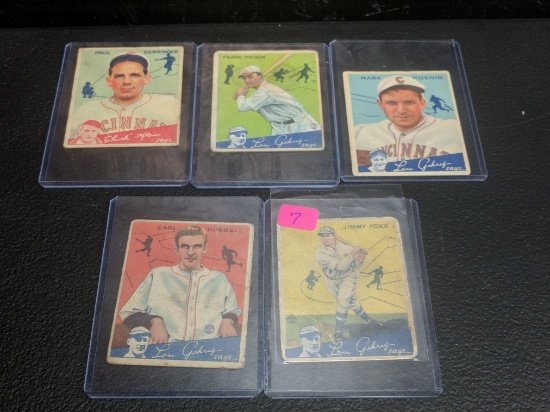 1934 Goudey, off condition lot:( R320) Jimmy Foxx Card #1, Hubbell, Koenig, Frisch, Derringer,